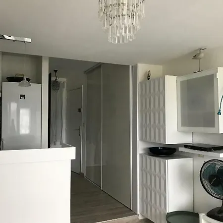 Un Petit Nid En Face De La Mer A Appartement *